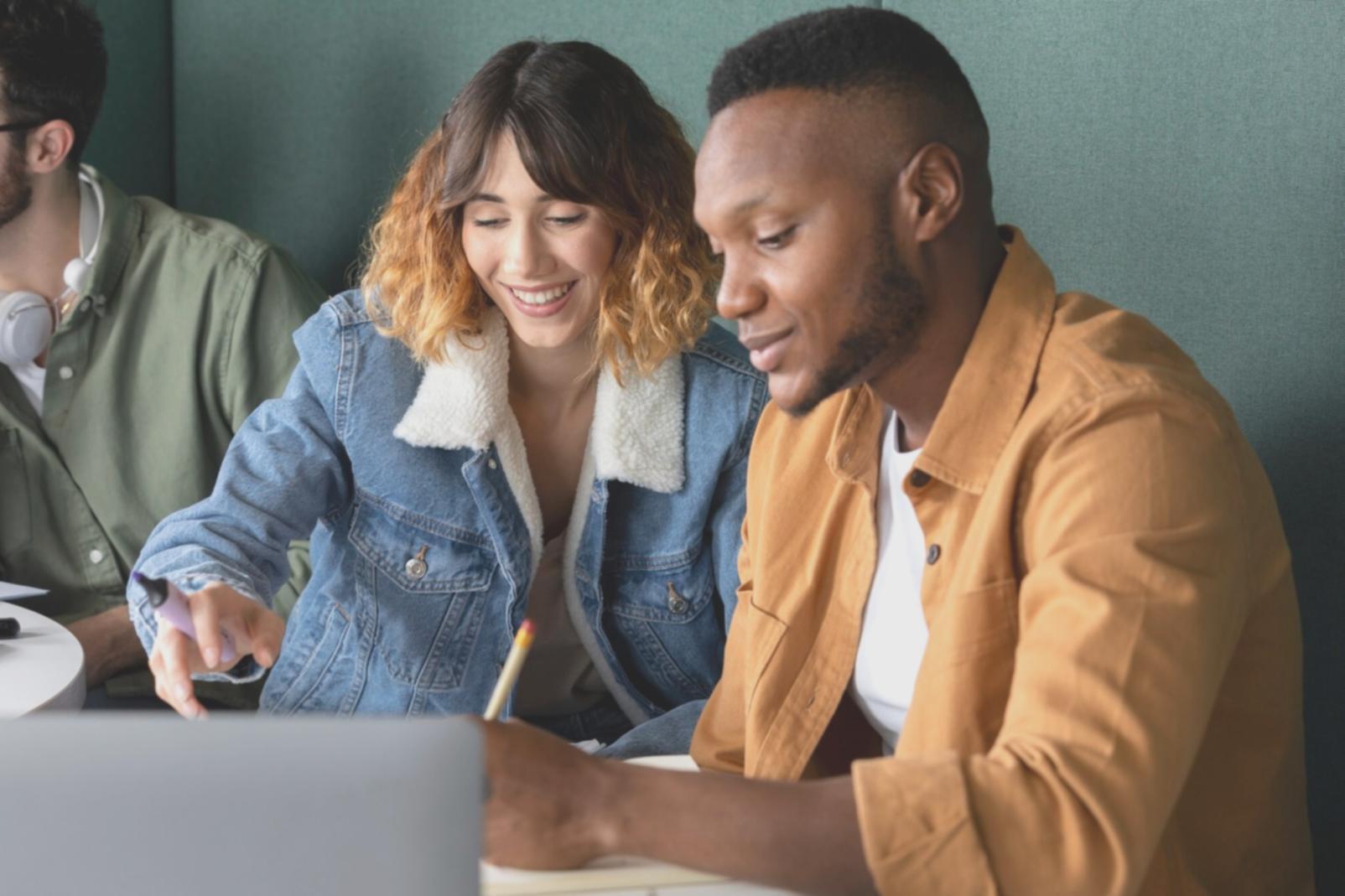 Ambiente de aprendizaje colaborativo en finanzas